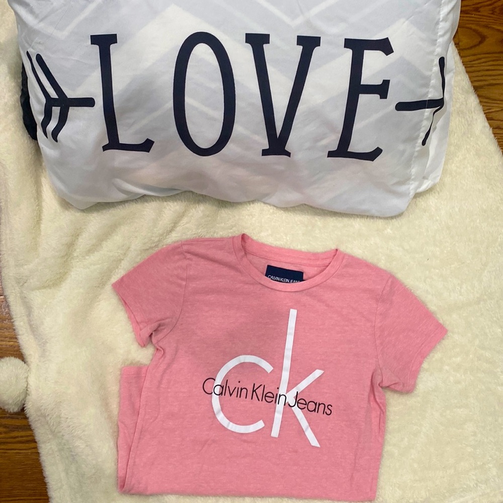 Calvin Klein used once, looks brand new. Size S